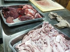 -标记美食新鲜猪杂(兴南大道店)