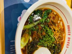 -呷佬·长沙手工米粉(金沙江路店)