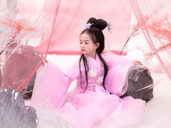 -九月鹰飞汉服摄影工作室