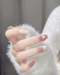 -悦指间美甲美睫