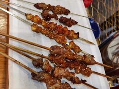 -喝丢一只鞋海鲜烧烤·海肠捞饭(市场店)