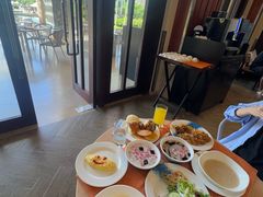 -亚龙湾希尔顿自助餐厅·海鲜·烧烤·沙滩BBQ·现场乐队