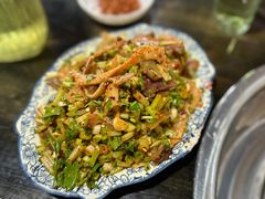 -乐山食古香跷脚牛肉