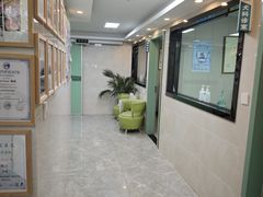 -半岛宠物医院24小时·内窥镜·牙科·碎石中心(府城大道店)