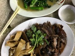 -乌文新澄海卤鹅店