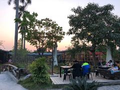 -花溪雨·森林餐厅(石基店)