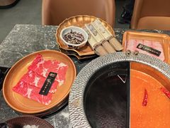 -牛YO寿喜烧·铁板烧和牛火锅自助(市府恒隆店)