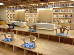 -漕河泾街道图书馆(漕河泾社区文化活动中心店)