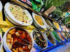 -享遇.锅姥姥牛排海鲜自助(小寨店)