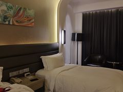 -上海松江假日酒店