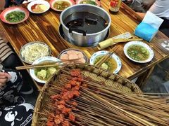 -咏勝锑锅麻辣烫(净居寺路总店)