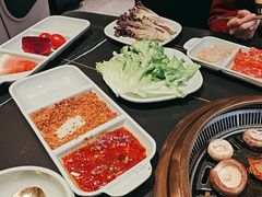 -梨花甄选自助烤肉(小寨原力场店)