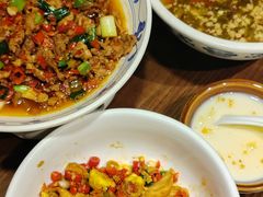 -八碗湘长沙市井菜(坡子街店)