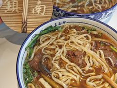 -镇南锅盖面馆(解放路店)