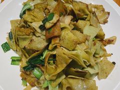 腊肉炒豆丝-黄泥岗·地道湖北菜(奥特莱斯店)