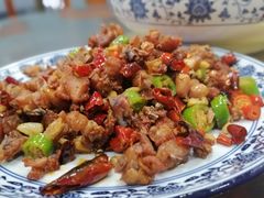 辣子鸡-椒香川流不息川菜馆(二七北路店)