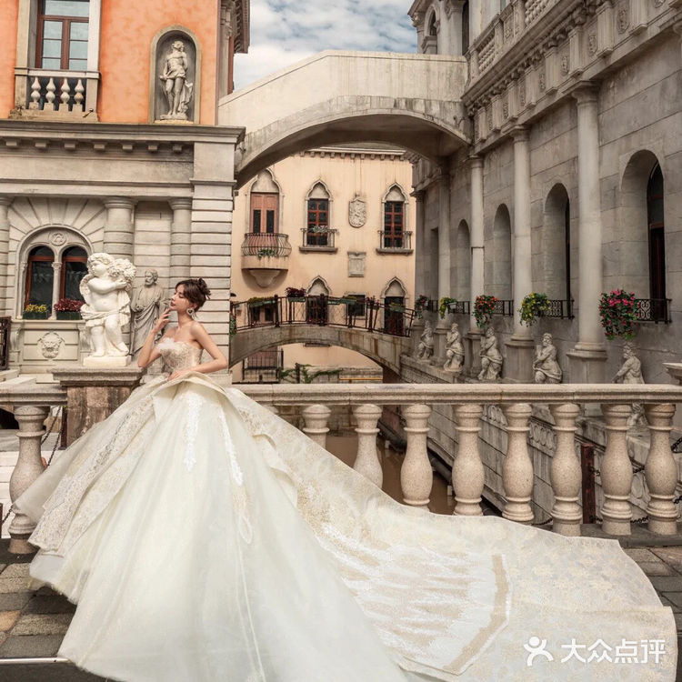 西安婚纱礼服｜气场全开的完美典范