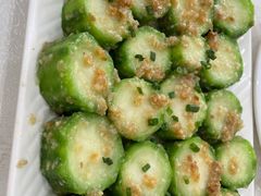 蒜茸蒸丝瓜-胜记烧鹅美食