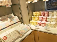 零售区-好利来(团结湖店)