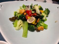 坚果时蔬-野蔓果·山野菜(西湖景区·龙井茶田店)