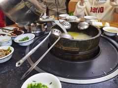 -南渝食府.墨脱石锅松茸鸡