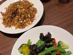 -港丽餐厅(杭大店)