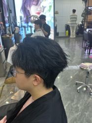 -藤野造型烫染·漂发