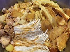 -山河屯铁锅炖·非遗铁锅炖(华强北店)