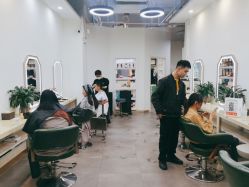 -悦·臻时美发沙龙