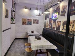 -狮龙啤酒烧烤屋(建二路店)