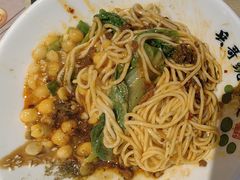 -兵哥豌豆面(雅颂居店)