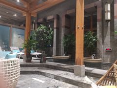 -弘安丽水温泉酒店
