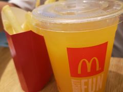 -麦当劳(卫星广场店)
