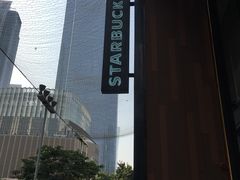 -星巴克臻选(广州高德置地秋广场店)