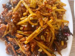 鱼香肉丝-西大酒店