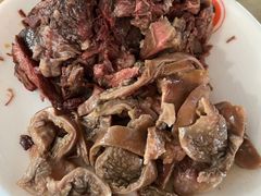 -闫家驴肉老店(华电一校店)