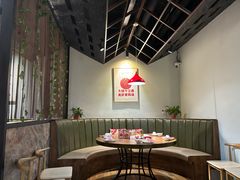 -叶派龙虾•招牌香辣蟹·海鲜(中海国际店)