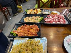 -韩风烤牛肉冷面店