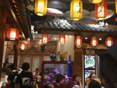 大堂-东来菜馆•手抓海鲜家常菜•海鲜锅贴(鸽子窝店)