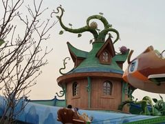 -七彩云南欢乐世界