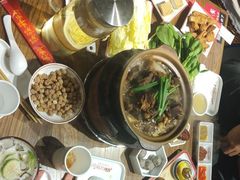 -阿润打边炉·鲜切鸡煲(华漕店)