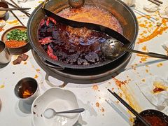 -卤校长老火锅(杨家坪直营店)