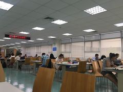 -南山图书馆(常兴路店)