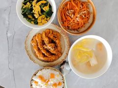 -葱妈母婴医护月嫂中心(浦东店)