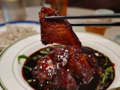 招牌焦糖黑叉烧-维园悦谱·海派家常菜(乌鲁木齐南路店)