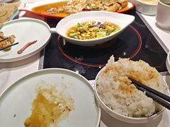 -黄记煌三汁焖锅(新佳丽江汉路店)