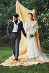 -雪中彩影婚纱摄影·微光艺术中心