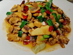 -梁家大院•农家菜(昆山会展中心店)