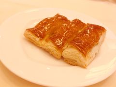 蜜汁叉烧酥-利苑酒家(合景国际金融广场店)