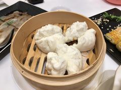 梅菜叉烧包-白天鹅宾馆-宏图府餐厅